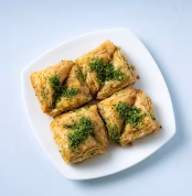 01 Baklava Horvath-alarabianbd.webp
