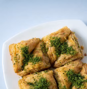 02 Baklava Horvath-alarabianbd.webp