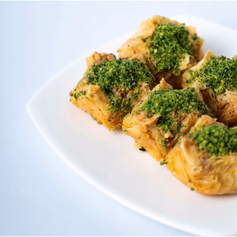 03 Baklava Vanilla Flower-alarabianbd.webp