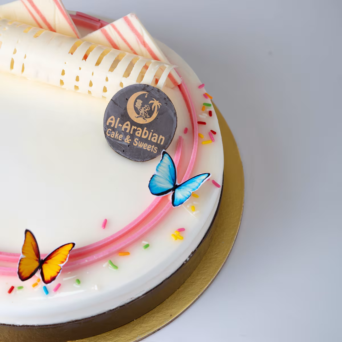 01 White Chocolate Cake-alarabianbd.webp