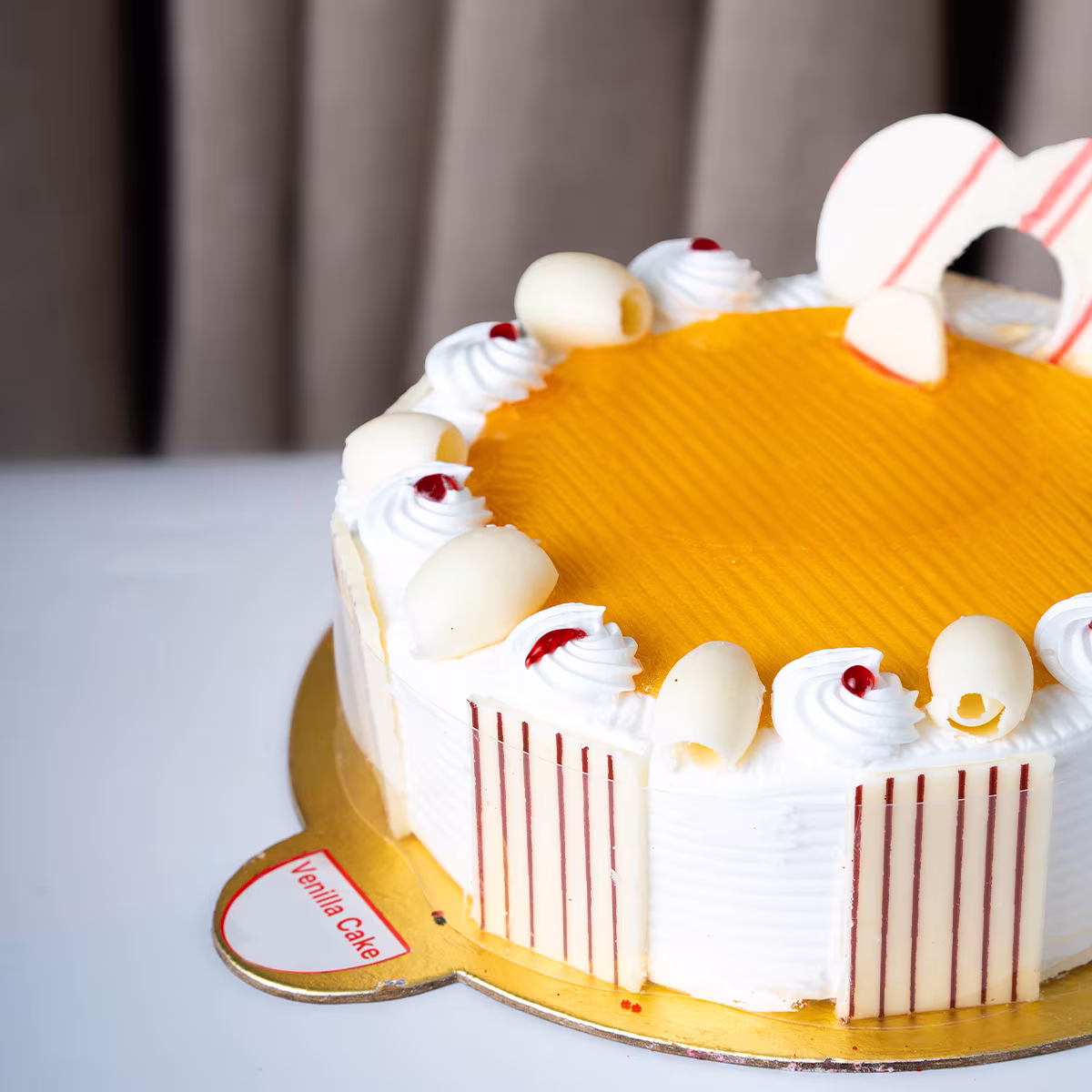 02 Vanilla Cake Mini-alarabianbd.webp